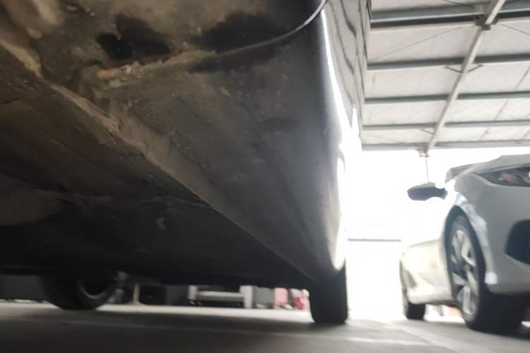 Used Hongqi H5 2019 30TD Dynamic Edition Left Side Sill