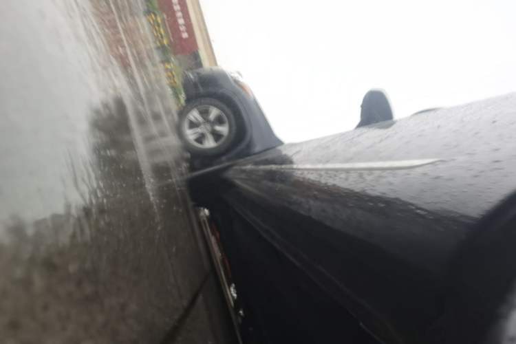 Used Hongqi H5 2019 30TD Dynamic Edition Left Side Sill