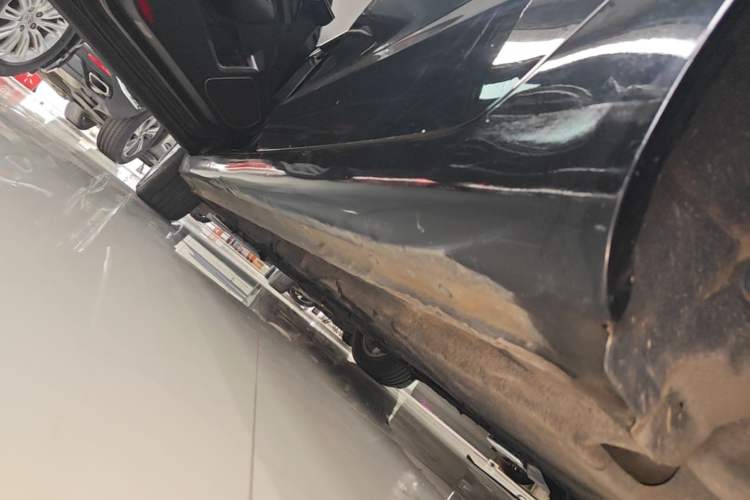 Used Hongqi H5 2019 30TD Dynamic Edition Left Side Sill