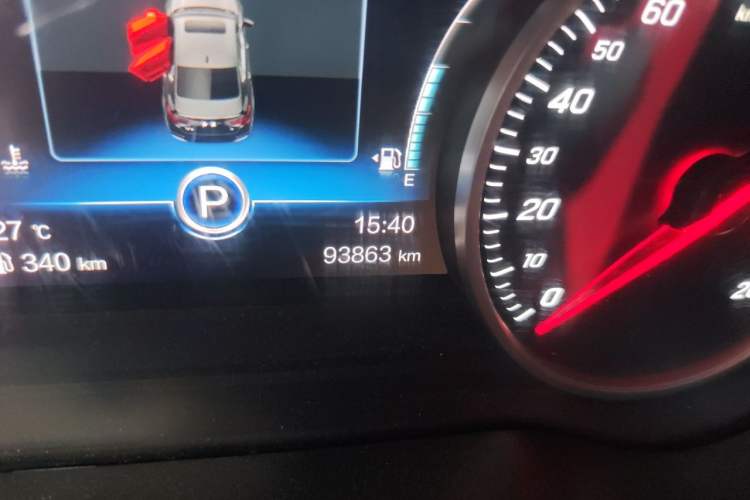 Used Hongqi H5 2019 30TD Dynamic Edition Odometer Close Up