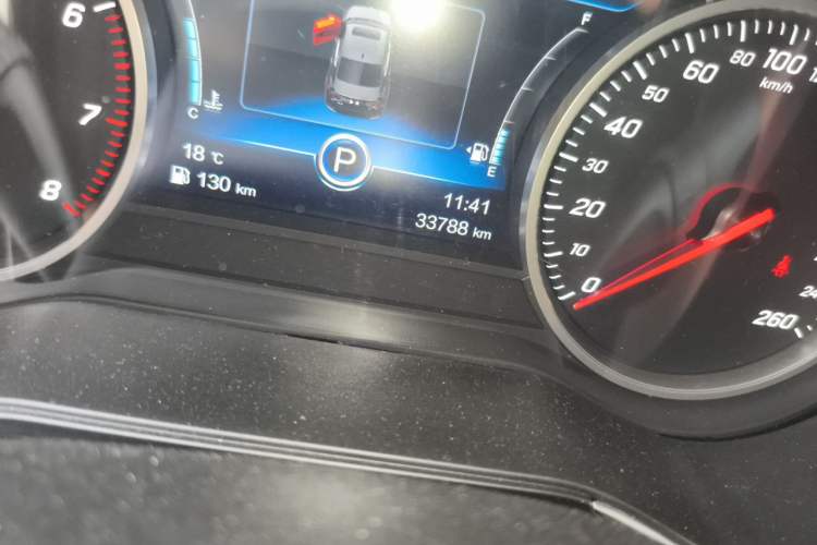 Used Hongqi H5 2019 30TD Dynamic Edition Odometer Close Up