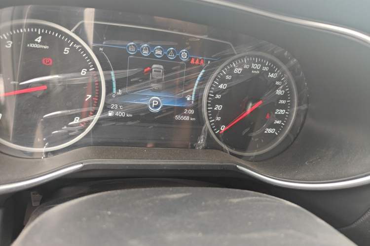 Used Hongqi H5 2019 30TD Dynamic Edition Odometer Close Up