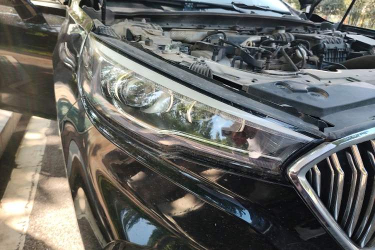Used Hongqi H5 2019 30TD Dynamic Edition Right Front Headlight