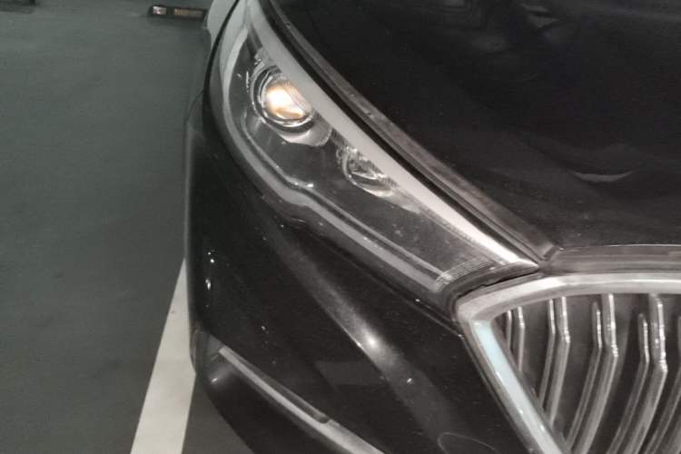 Used Hongqi H5 2019 30TD Dynamic Edition Right Front Headlight