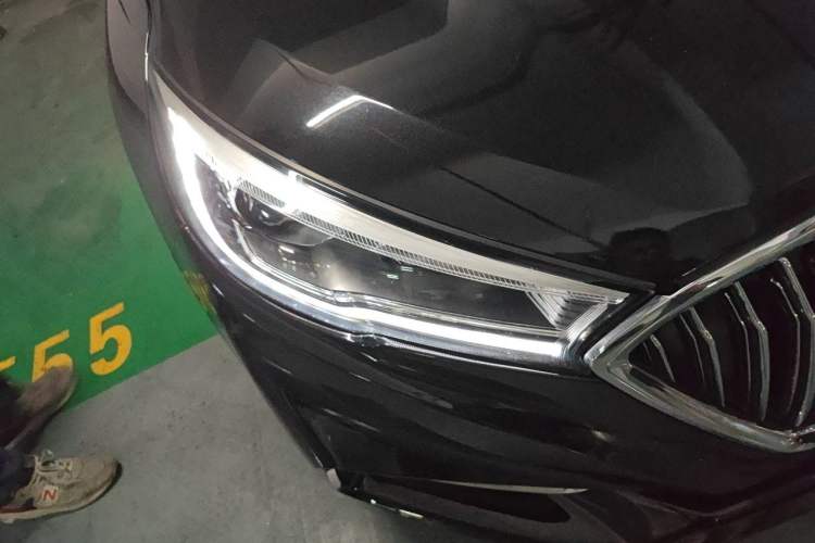 Used Hongqi H5 2019 30TD Dynamic Edition Right Front Headlight