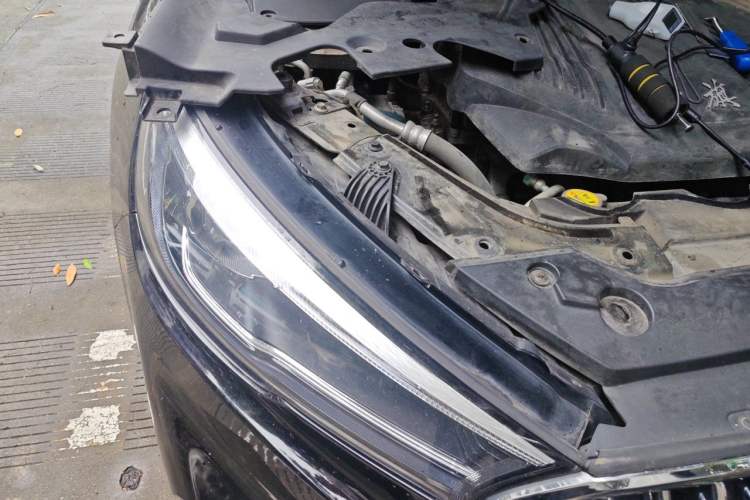 Used Hongqi H5 2019 30TD Dynamic Edition Right Front Headlight