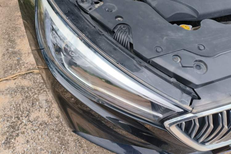 Used Hongqi H5 2019 30TD Dynamic Edition Right Front Headlight