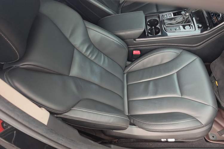 Used Hongqi H5 2019 30TD Smart Connect Dynamic Edition Right Front Seat