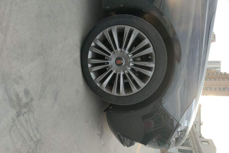 Used Hongqi H5 2019 30TD Smart Connect Dynamic Edition Right Front Wheel Hub
