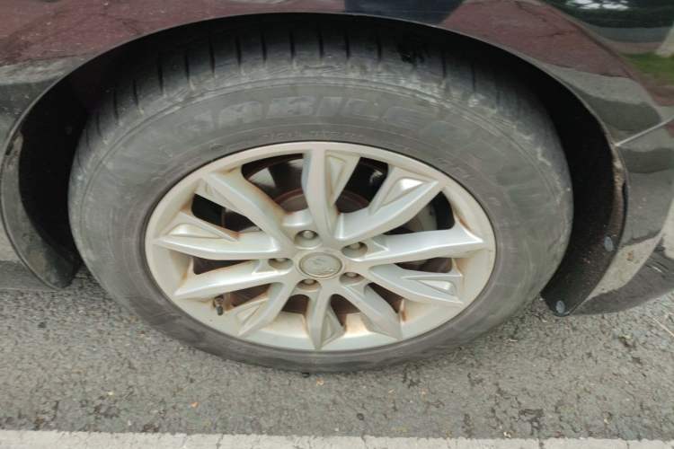 Used Hongqi H5 2019 30TD Dynamic Edition Right Front Wheel Hub