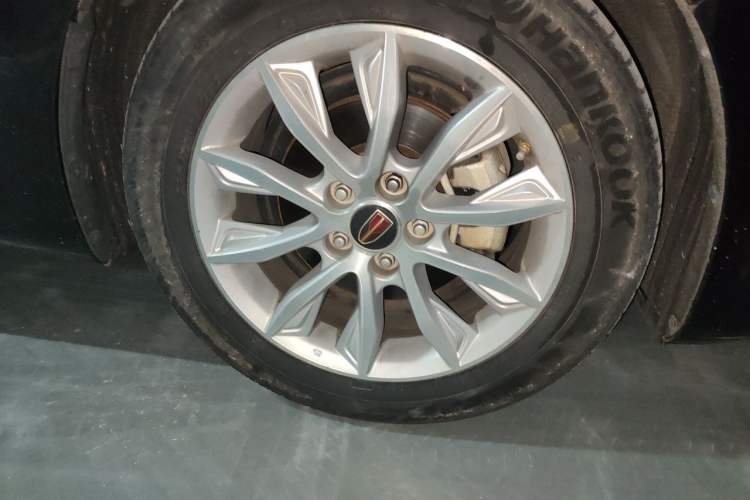Used Hongqi H5 2019 30TD Dynamic Edition Right Front Wheel Hub