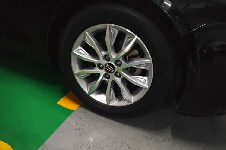Used Hongqi H5 2019 30TD Dynamic Edition Right Front Wheel Hub