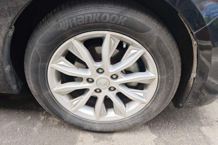 Used Hongqi H5 2019 30TD Dynamic Edition Right Front Wheel Hub