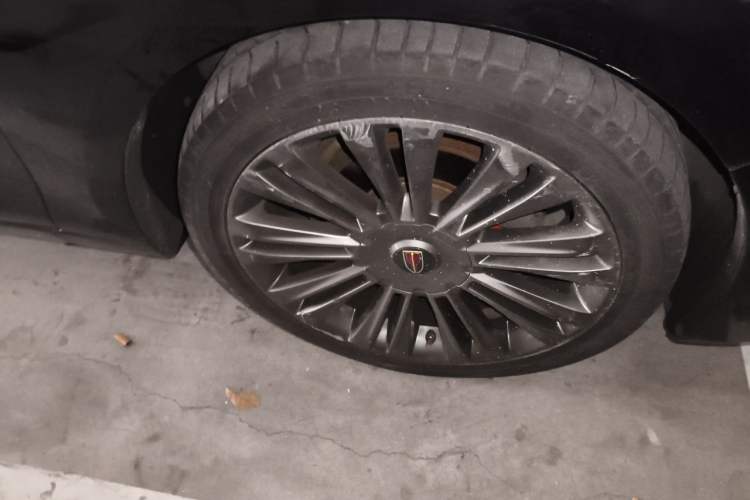 Used Hongqi H5 2019 30TD Dynamic Edition Right Front Wheel Hub