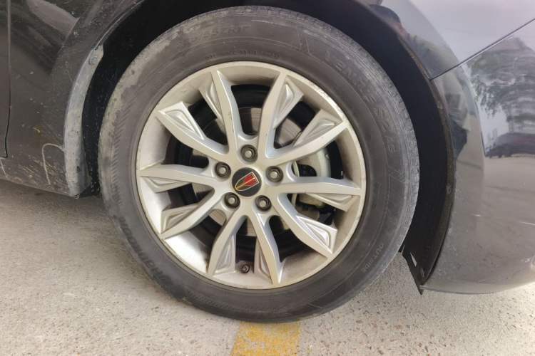 Used Hongqi H5 2019 30TD Dynamic Edition Right Front Wheel Hub