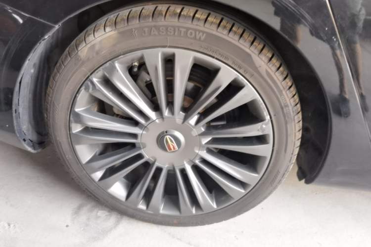 Used Hongqi H5 2019 30TD Dynamic Edition Right Rear Wheel Hub