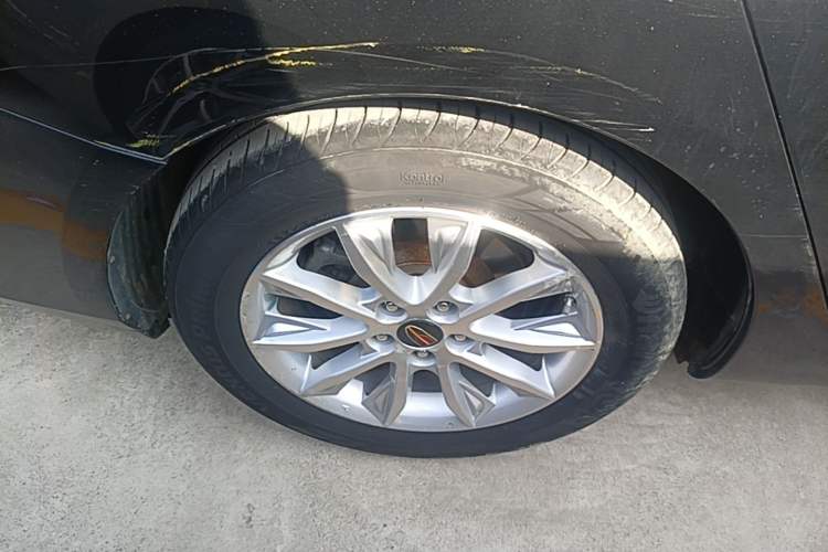 Used Hongqi H5 2019 30TD Dynamic Edition Right Rear Wheel Hub
