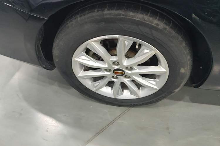 Used Hongqi H5 2019 30TD Dynamic Edition Right Rear Wheel Hub