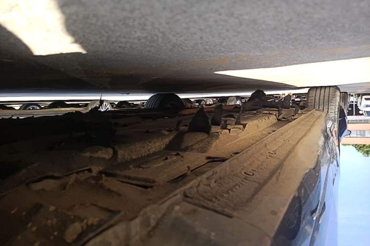 Used Hongqi H5 2019 30TD Dynamic Edition Right Side Sill