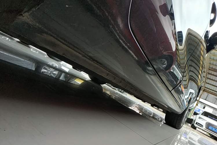 Used Hongqi H5 2019 30TD Smart Connect Enjoy Edition Right Side Sill