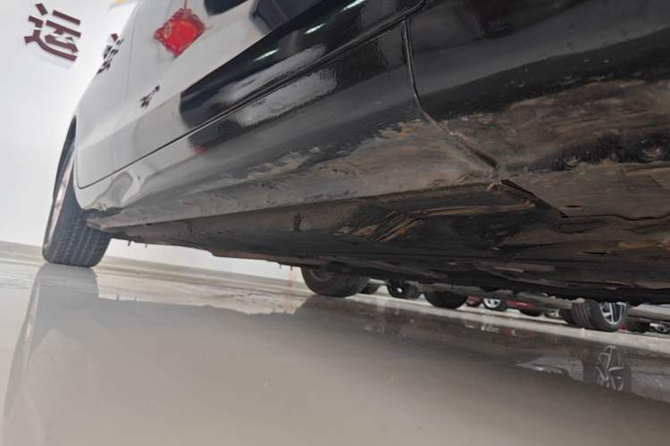 Used Hongqi H5 2019 30TD Dynamic Edition Right Side Sill