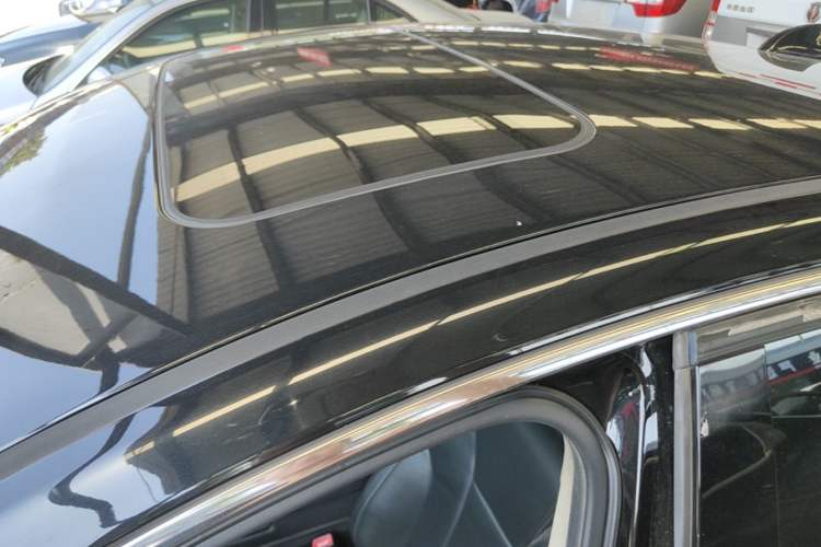 Used Hongqi H5 2019 30TD Dynamic Edition Roof