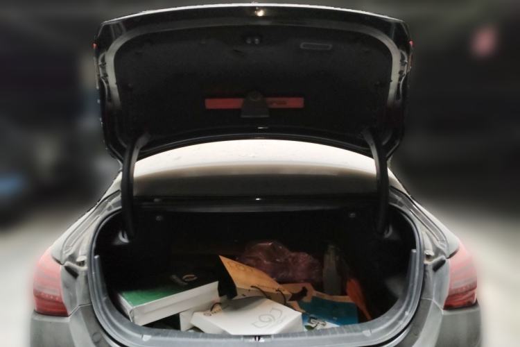 Used Hongqi H5 2019 30TD Smart Connect Dynamic Edition Trunk