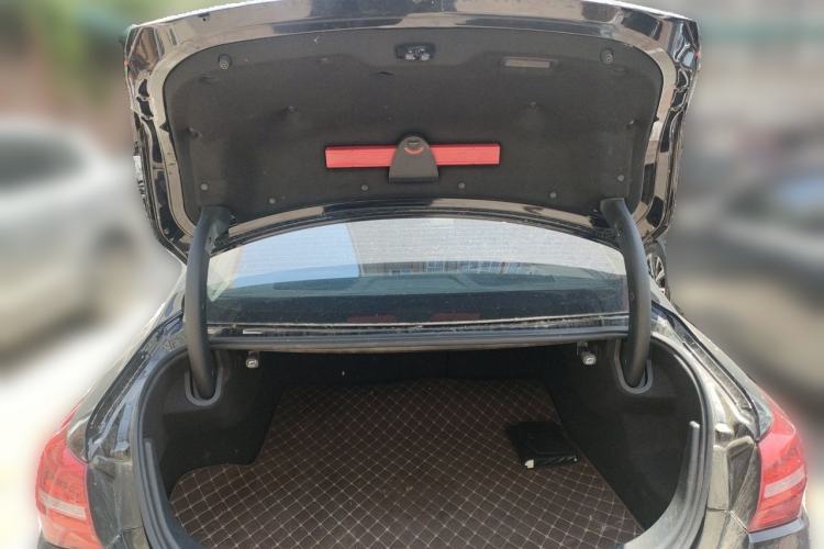 Used Hongqi H5 2019 30TD Smart Connect Dynamic Edition Trunk