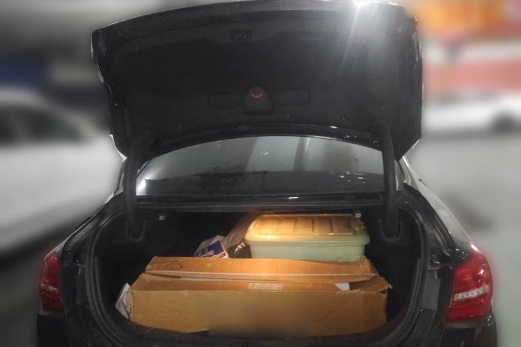 Used Hongqi H5 2019 30TD Dynamic Edition Trunk