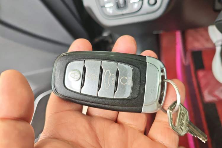 Used Hongqi H5 2019 30TD Smart Connect Dynamic Edition Vehicle Key