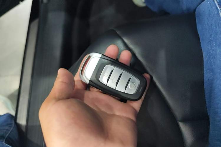 Used Hongqi H5 2019 30TD Dynamic Edition Vehicle Key