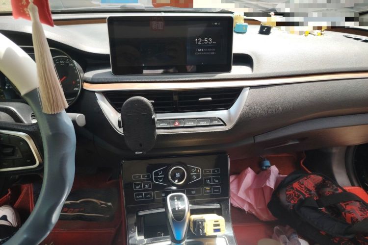 Used Hongqi H5 2019 30TD Smart Connect Enjoy Edition Audio And AC Panel
