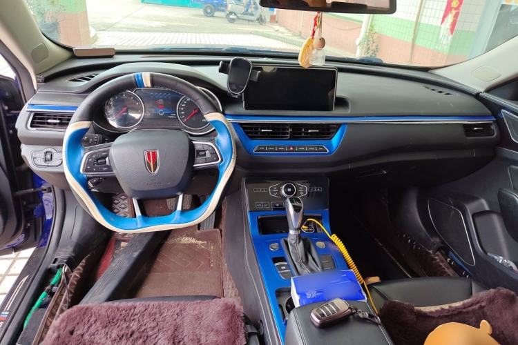 Used Hongqi H5 2019 30TD Dynamic Edition Center Console