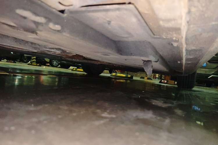 Used Hongqi H5 2019 30TD Dynamic Edition Chassis Front Left
