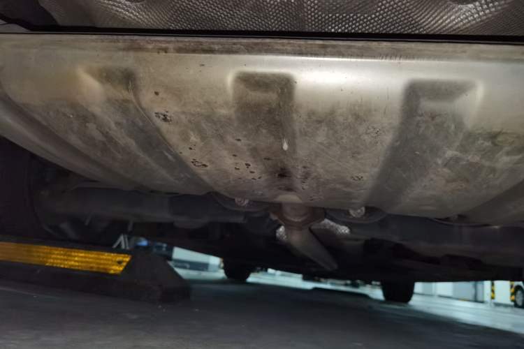 Used Hongqi H5 2019 30TD Dynamic Edition Chassis Rear