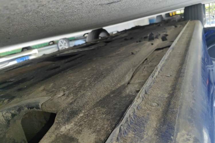 Used Hongqi H5 2019 30TD Smart Connect Dynamic Edition Chassis Rear Left