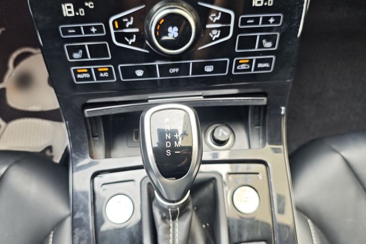 Used Hongqi H5 2019 30TD Smart Connect Dynamic Edition Gear Lever