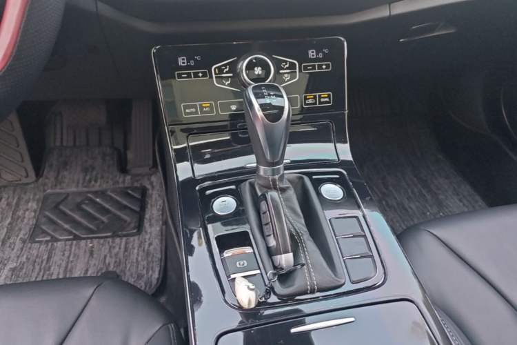 Used Hongqi H5 2019 30TD Smart Connect Dynamic Edition Gear Lever