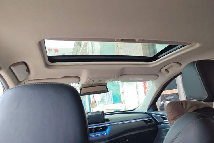 Used Hongqi H5 2019 30TD Dynamic Edition Headliner