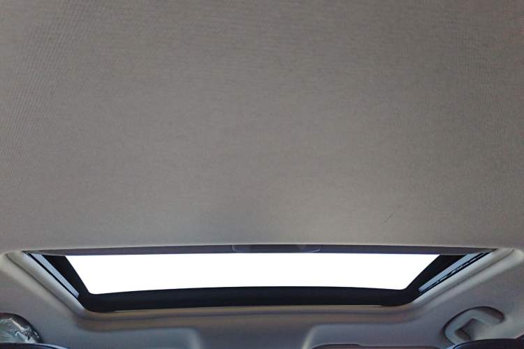 Used Hongqi H5 2019 30TD Dynamic Edition Headliner