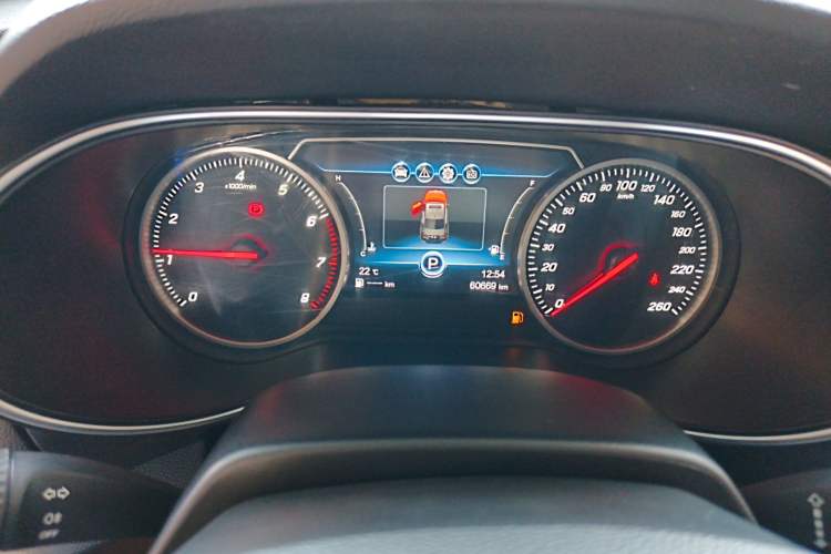 Used Hongqi H5 2019 30TD Dynamic Edition Instrument Cluster
