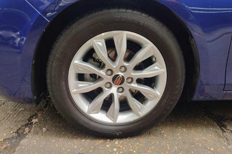 Used Hongqi H5 2019 30TD Dynamic Edition Left Front Wheel Hub
