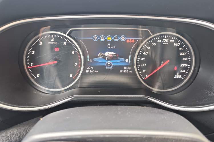 Used Hongqi H5 2019 30TD Smart Connect Dynamic Edition Odometer Close Up