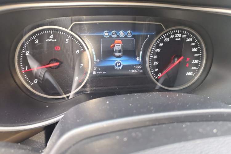Used Hongqi H5 2019 30TD Dynamic Edition Odometer Close Up