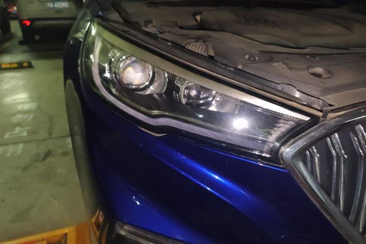 Used Hongqi H5 2019 30TD Dynamic Edition Right Front Headlight