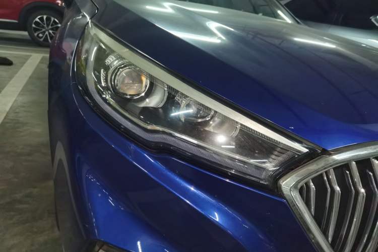 Used Hongqi H5 2019 30TD Dynamic Edition Right Front Headlight