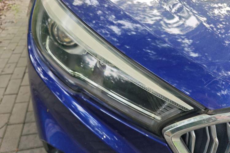 Used Hongqi H5 2019 30TD Dynamic Edition Right Front Headlight