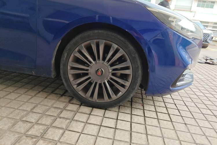 Used Hongqi H5 2019 30TD Dynamic Edition Right Front Wheel Hub