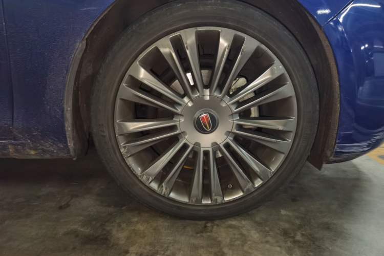 Used Hongqi H5 2019 30TD Dynamic Edition Right Front Wheel Hub