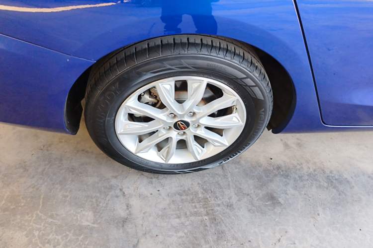 Used Hongqi H5 2019 30TD Dynamic Edition Right Rear Wheel Hub
